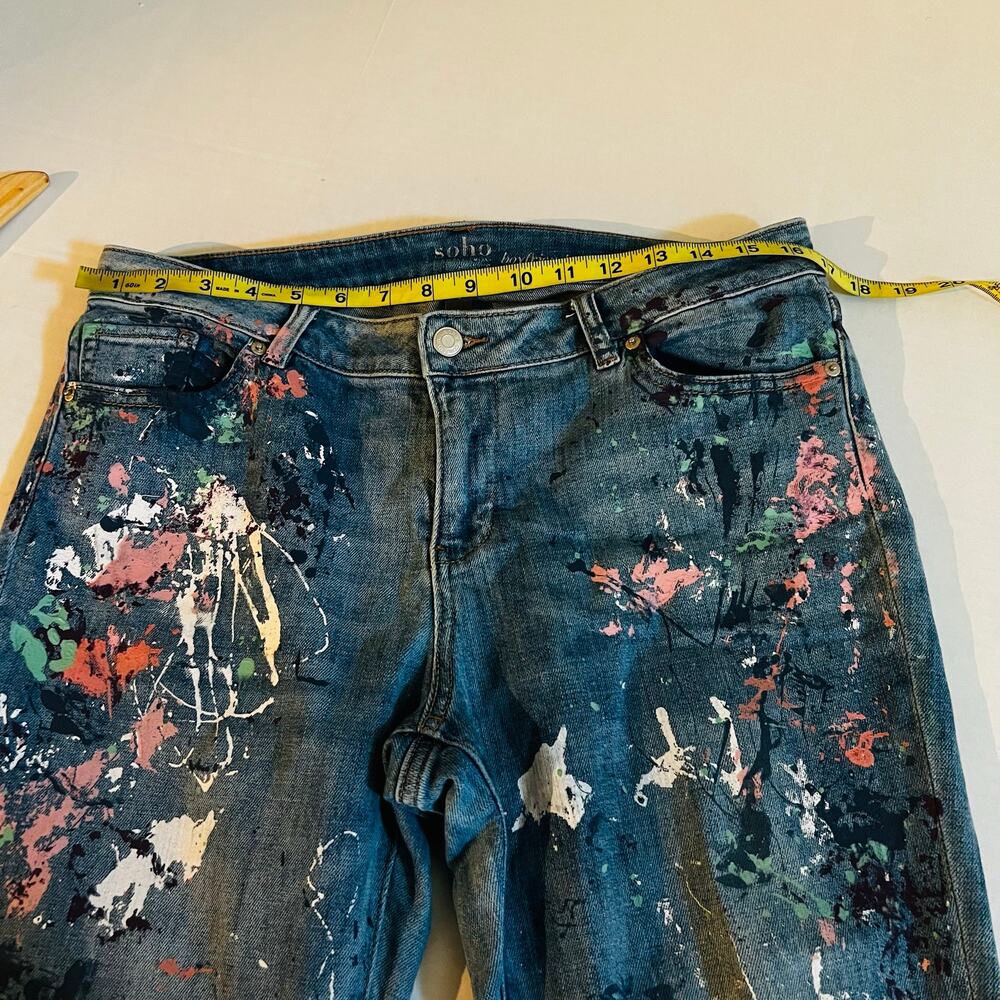 New York & Company Boyfriend Paint Splatter Raw Hem Jeans Size 8 - Picture 5 of 8